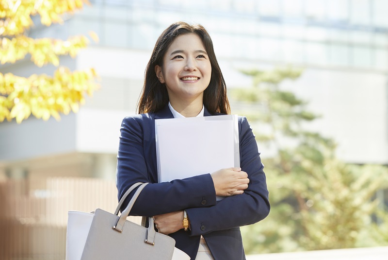 DOANH NGHIỆP NÓI KHÔNG TÌM ĐƯỢC NGƯỜI, ỨNG VIÊN NÓI KHÔNG TÌM ĐƯỢC VIỆC: AI ĐANG GẶP VẤN ĐỀ?